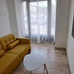 Neuf Casone - Trottel * アジャクシオ